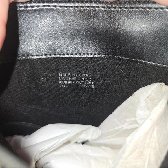 Michael Kors Mindy Leather Boot - Picture 9 of 12